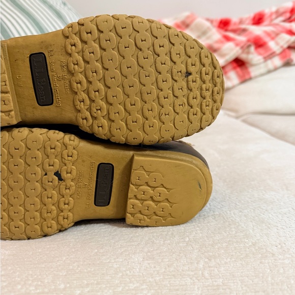 Women’s Bean Boots - Picture 11 of 12